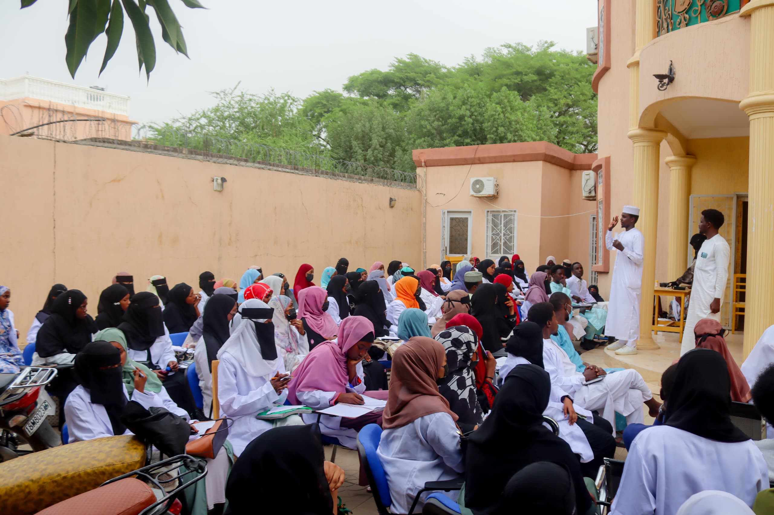 إنطلاق دورة تدريبية في أساسيات التمريض